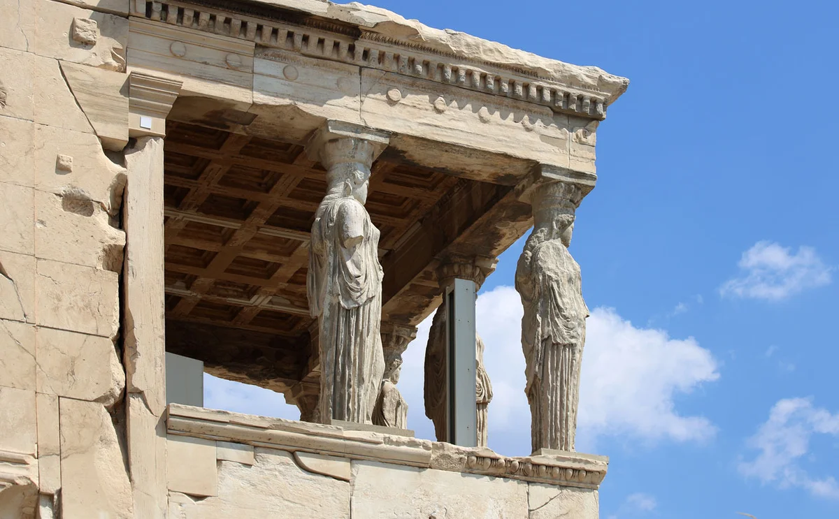 Statutory Independence and the Maastricht Legal Framework